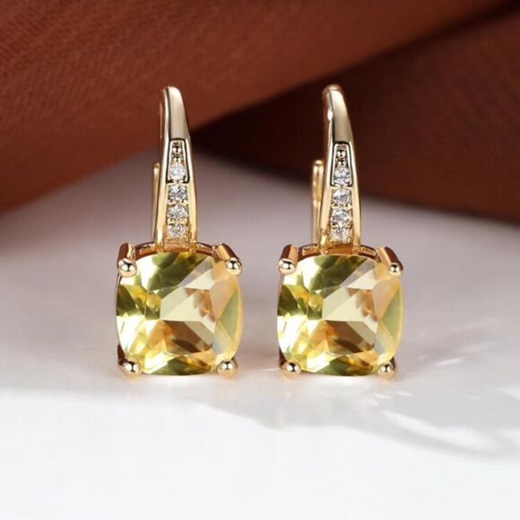 ✨🆕✨ Elegant Plated Yellow Topaz Simulated Gem Drop Earrings✨ Last Pair✨ - Picture 1 of 11